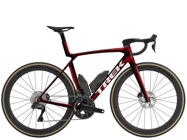 Trek Madone SLR 7 Gen 8 2026-2027 (Carbon Red Smoke) Trek Madone SLR 7 Gen 8 2026-2027 (Carbon Red Smoke)