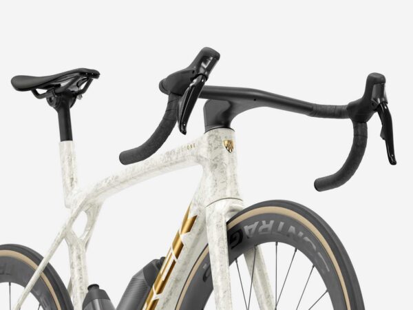 Trek Madone SLR 7 Gen 8 2026-2027 (Era White/Supernova Marble)