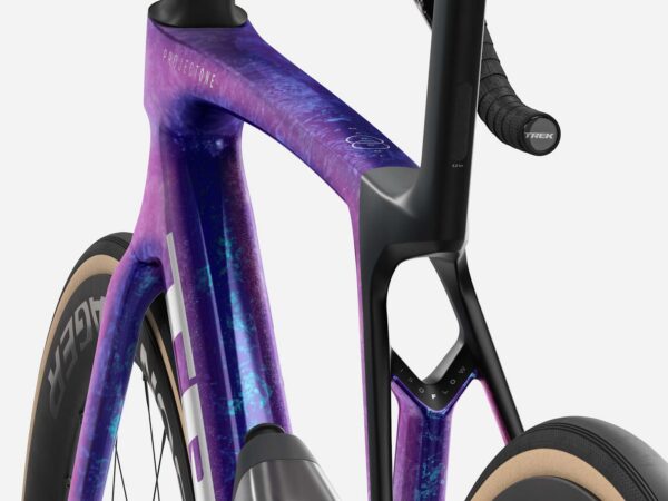 Trek Madone SLR 7 AXS Gen 8 2026-2027 (Purple Phaze/Amethyst Marble)