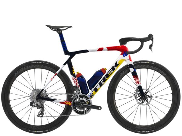 Trek Madone SLR 9 AXS Gen 8 2026-2027 (ICON Couler) Trek Madone SLR 9 AXS Gen 8 2026-2027 (ICON Couler)