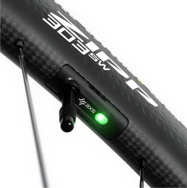 Zipp 303 SW wheelset 10
