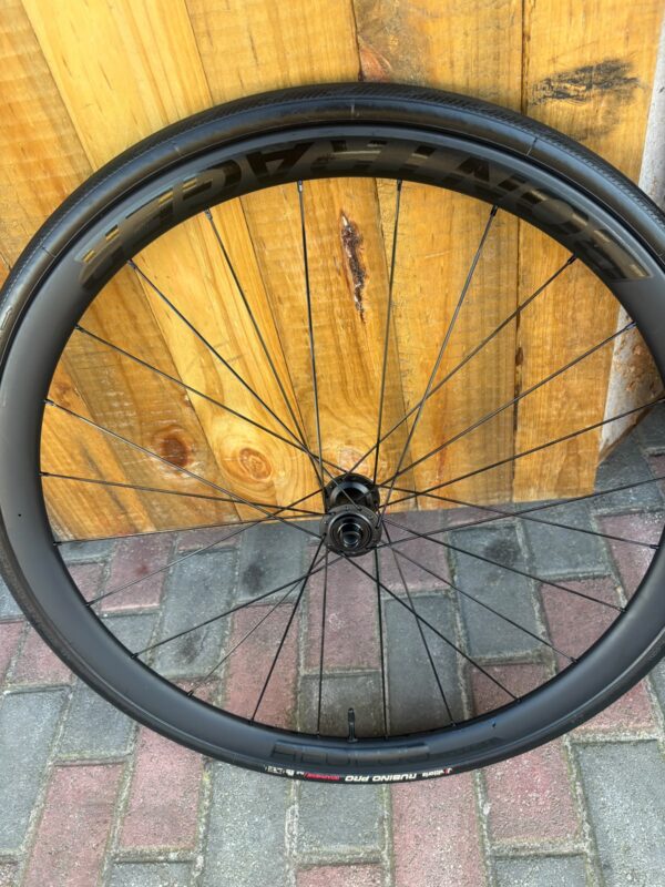 Pre-owned Bontrager Aeolus Elite 35 TLR Disc wheelset with Vittoria Rubino Pro tyres