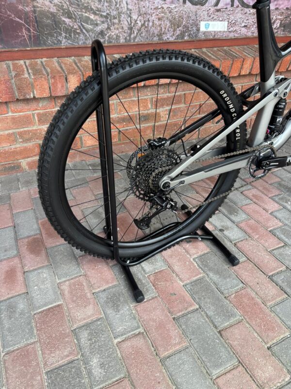 Trek Top Fuel 9.7 SRAM NX Eagle 12-speed drivetrain and Fox shock